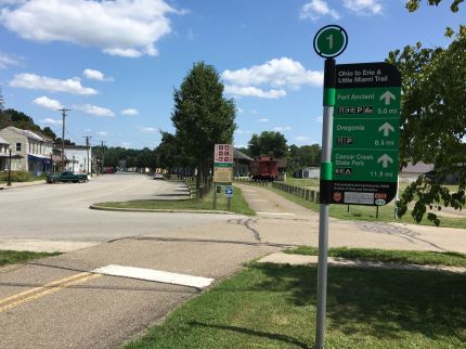 Little Miami Scenic Trail coming into Morrow