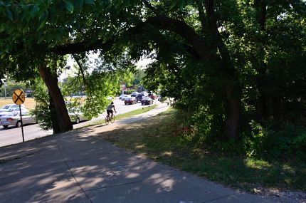 Dempster St and NB Trail intersection from the north