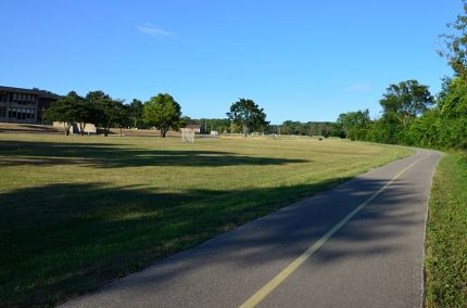 North Branch Trail passing old New Trier West HS