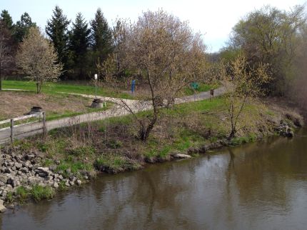 des plaines river trail bike ride