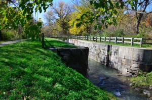 Lock on the I&M Canal Trail west of Ottawa