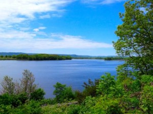 Lake Onalaska from the Great River Trail