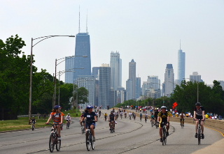 Chicago Hancock Building and skyline on Bike The Drive