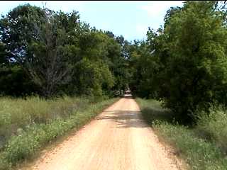 Straight section on gravel ES Trail